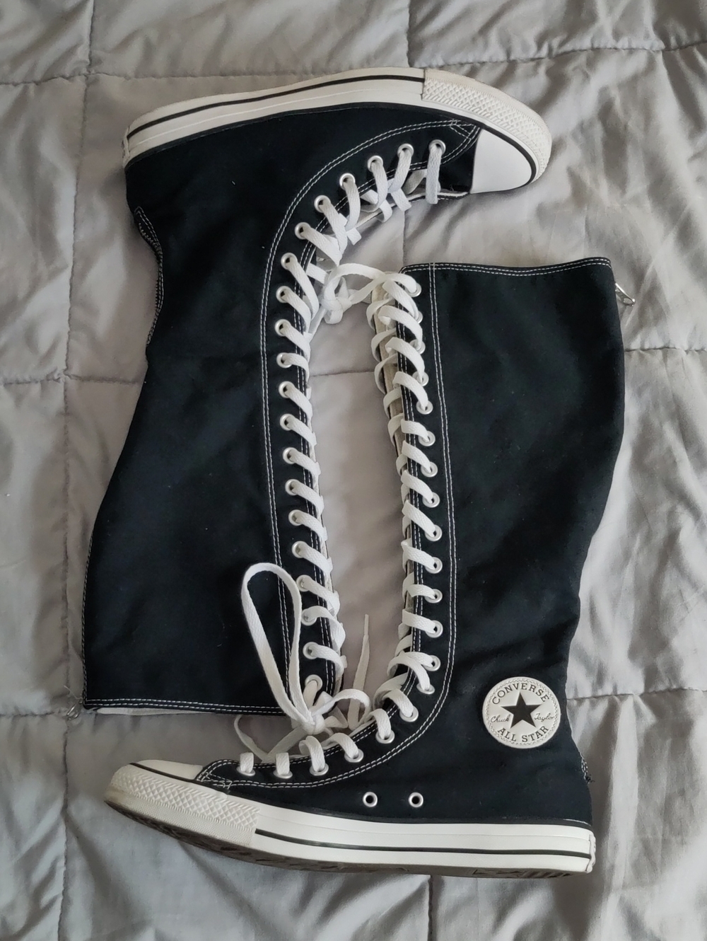 Knee-High Converse Black&White